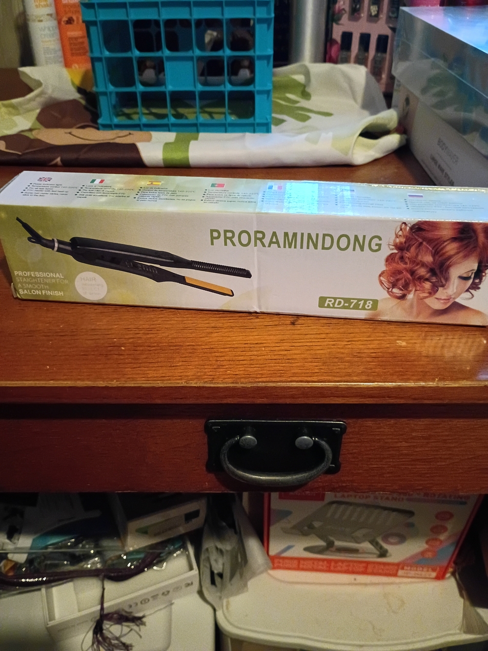 PRORAMINDONG RD-718 Hair Straightener - Black and Gold